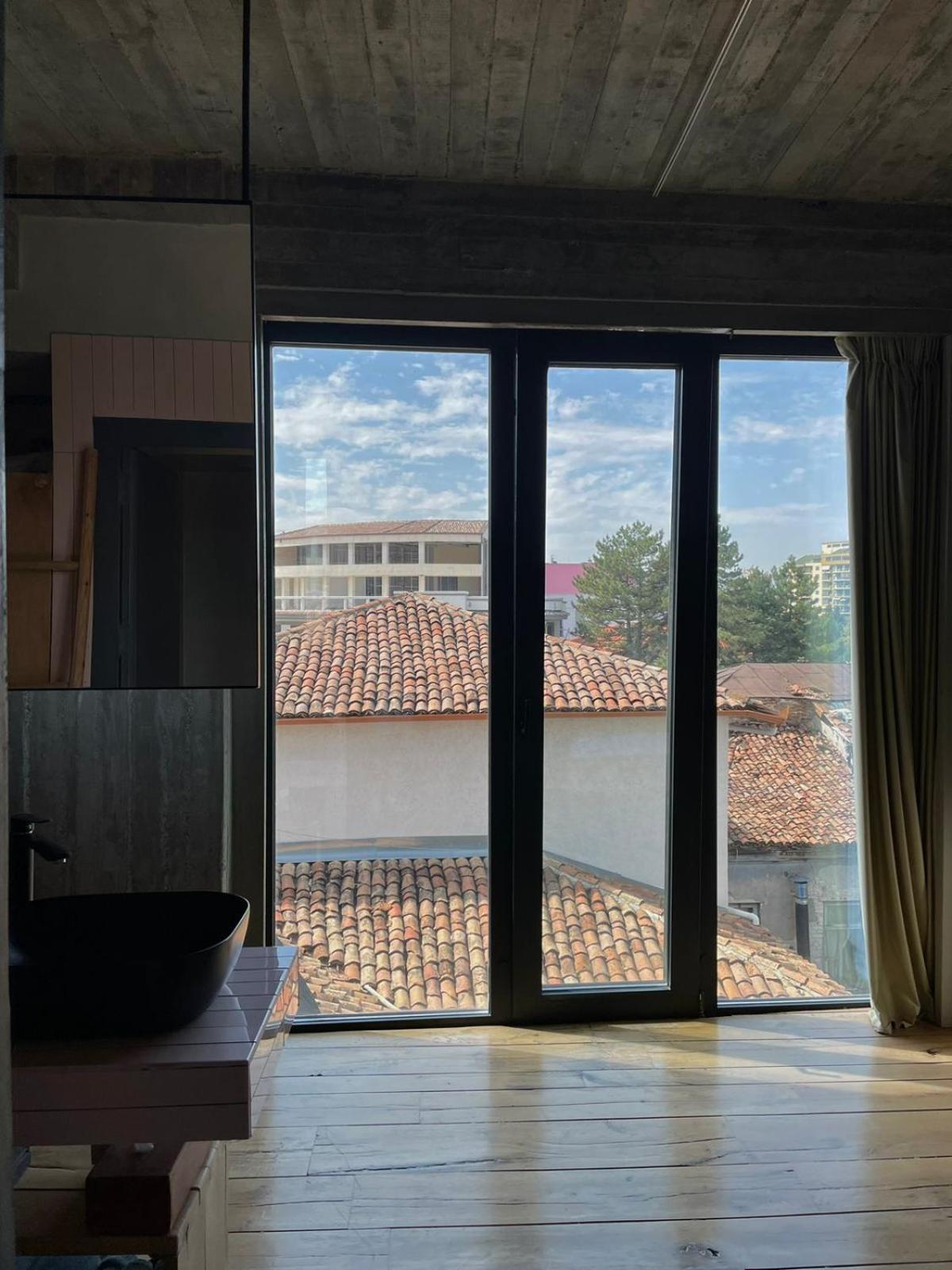 In Gallery Hotel & Spa Korce Esterno foto